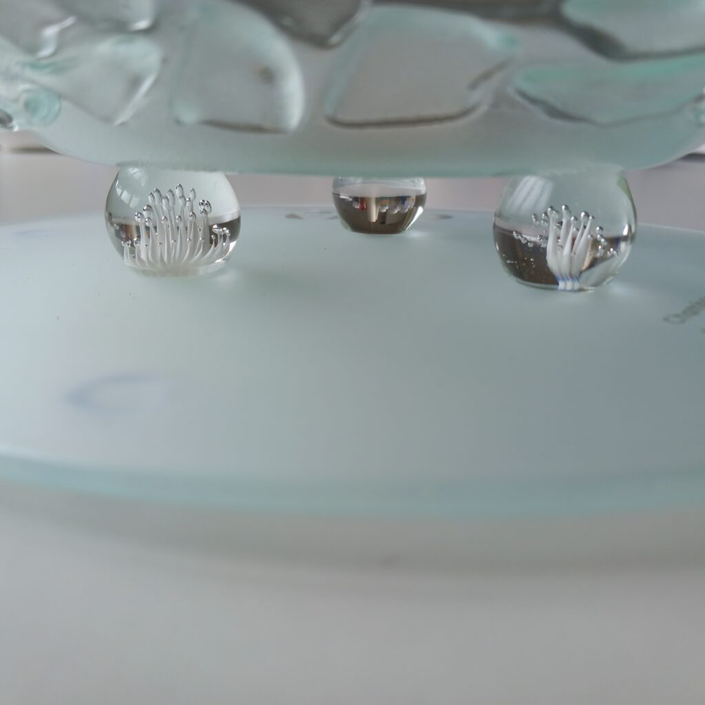 Trophées en verre de l'atelier Flora Verre et Verre à Lier Trophées en verre de l'atelier Flora Verre et Verre à Lier